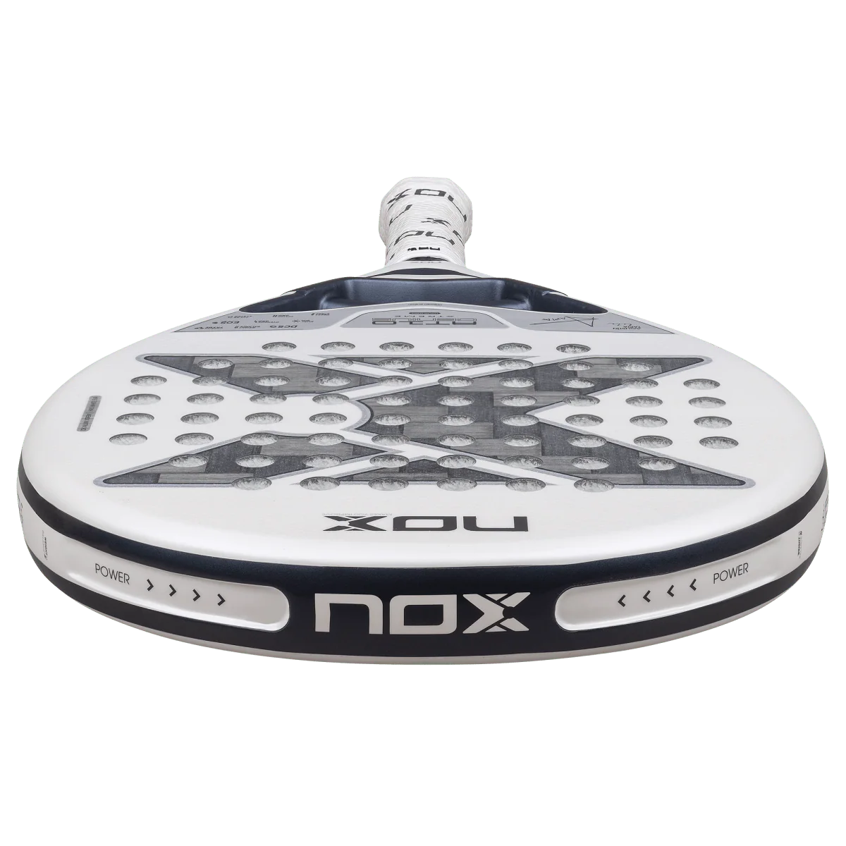 Raquette de padel NOX AT10 Genius 12K Alum Xtrem Lite 2026 par Agustín Tapia