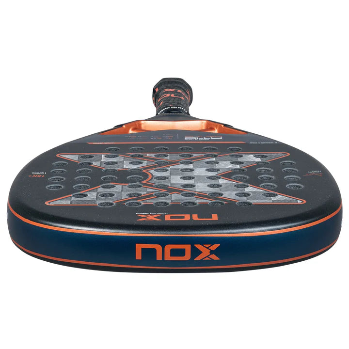 Raquette de padel NOX AT10 Luxury Genius Attack 18K Alum 2025 - détail du cadre